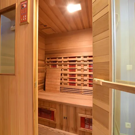 Semesterbostad Bertrix Mill With Sauna *