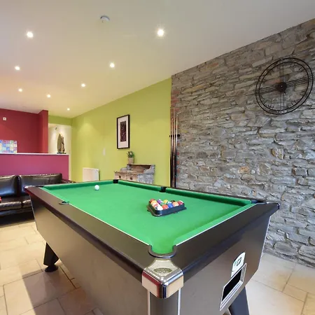 Semesterbostad Bertrix Mill With Sauna *