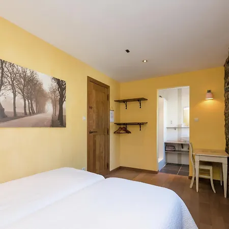 Dom wakacyjny Bertrix Mill With Sauna *